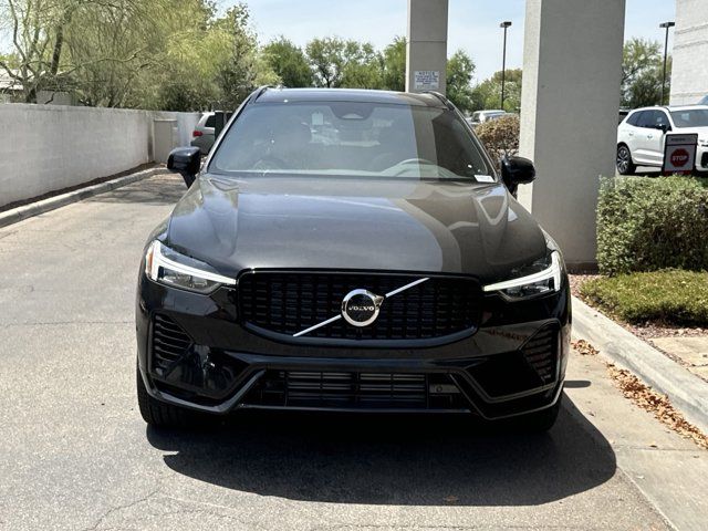 2024 Volvo XC60 Recharge Plug-In Hybrid Plus Dark Theme