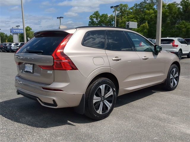 2024 Volvo XC60 Recharge Plug-In Hybrid Plus Dark Theme