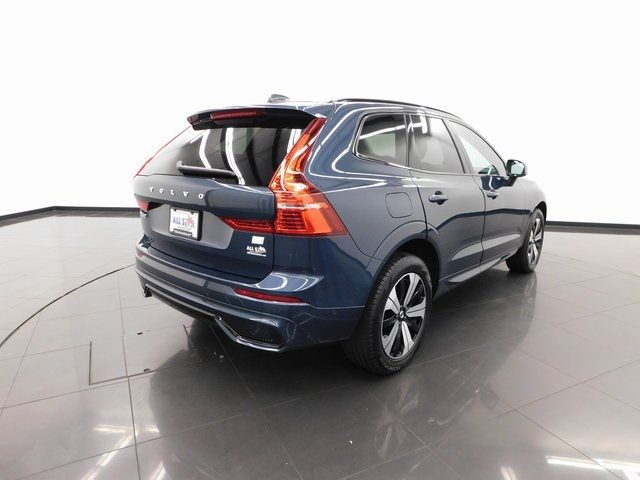 2024 Volvo XC60 Recharge Plug-In Hybrid Plus Dark Theme