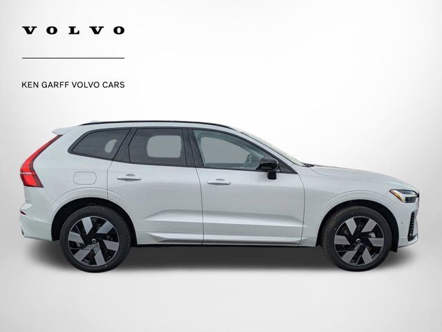 2024 Volvo XC60 Recharge Plug-In Hybrid Plus Dark Theme