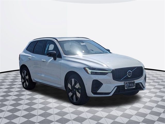 2024 Volvo XC60 Recharge Plug-In Hybrid Plus Dark Theme