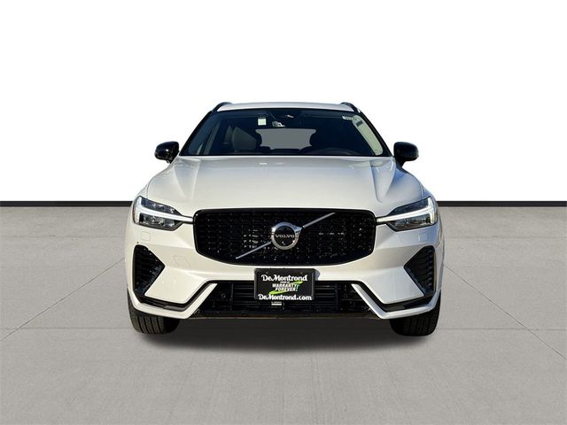 2024 Volvo XC60 Recharge Plug-In Hybrid Plus Dark Theme