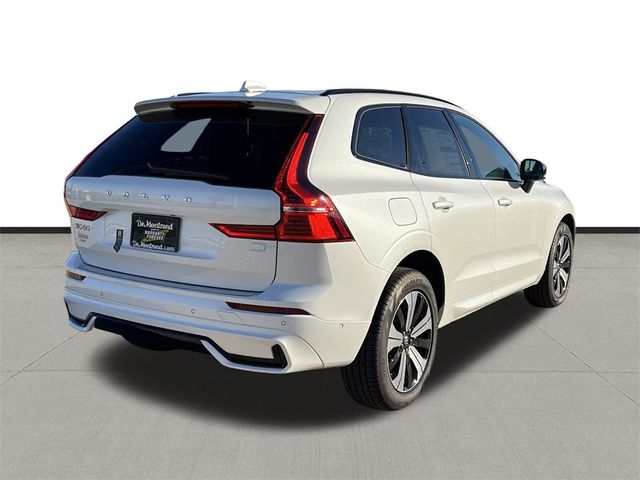 2024 Volvo XC60 Recharge Plug-In Hybrid Plus Dark Theme