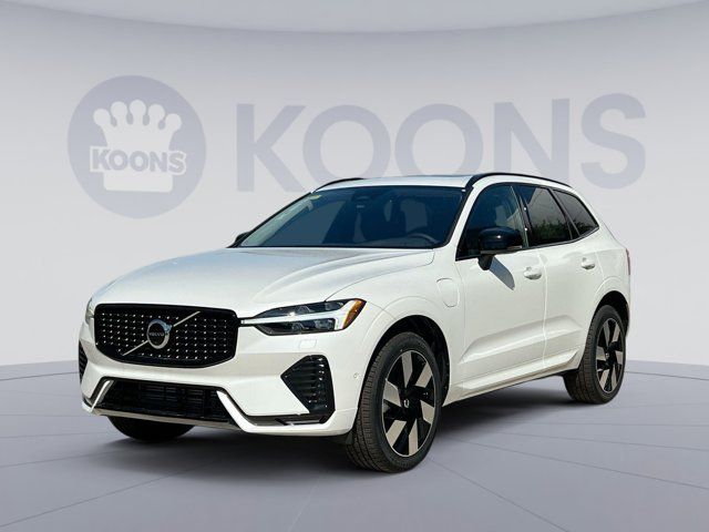 2024 Volvo XC60 Recharge Plug-In Hybrid Plus Dark Theme