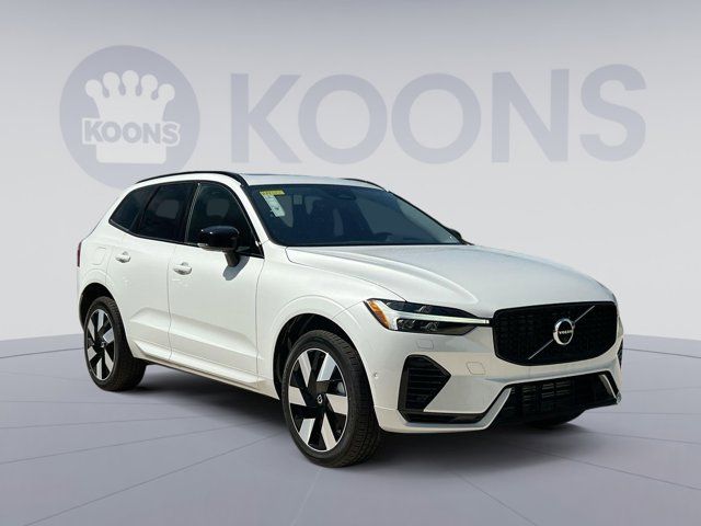 2024 Volvo XC60 Recharge Plug-In Hybrid Plus Dark Theme