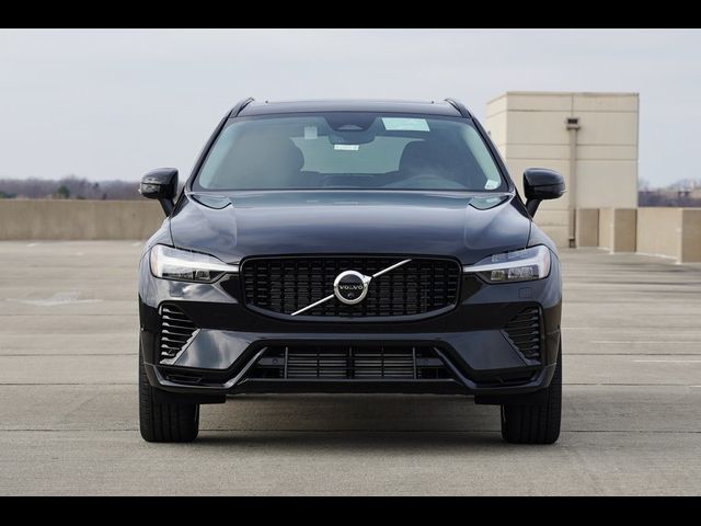 2024 Volvo XC60 Recharge Plug-In Hybrid Plus Dark Theme