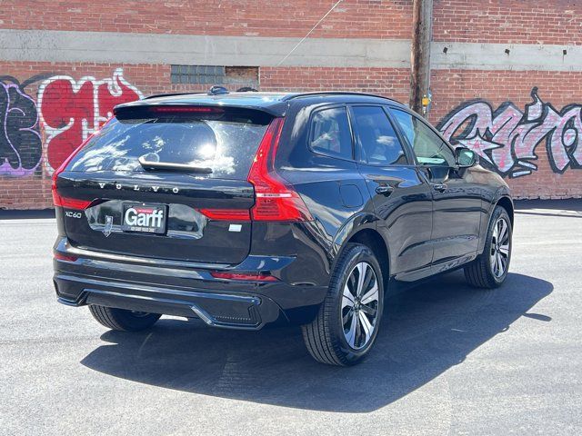 2024 Volvo XC60 Recharge Plug-In Hybrid Plus Dark Theme