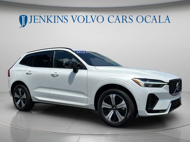 2024 Volvo XC60 Recharge Plug-In Hybrid Plus Dark Theme