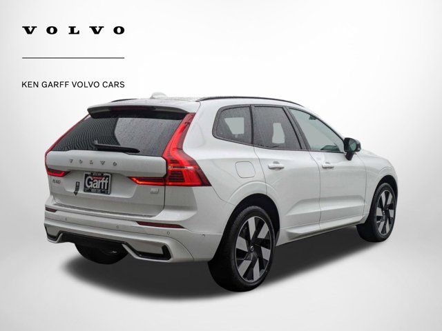 2024 Volvo XC60 Recharge Plug-In Hybrid Plus Dark Theme