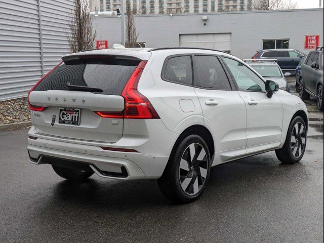 2024 Volvo XC60 Recharge Plug-In Hybrid Plus Dark Theme