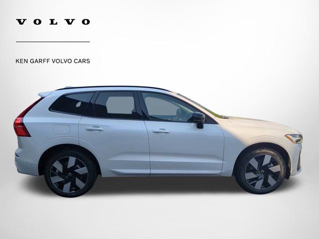 2024 Volvo XC60 Recharge Plug-In Hybrid Plus Dark Theme