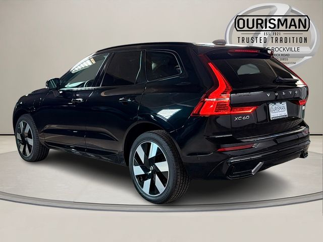 2024 Volvo XC60 Recharge Plug-In Hybrid Plus Dark Theme