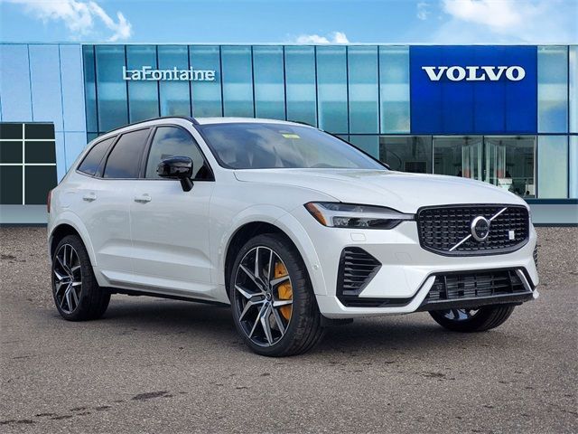 2024 Volvo XC60 Recharge Plug-In Hybrid Polestar Engineered