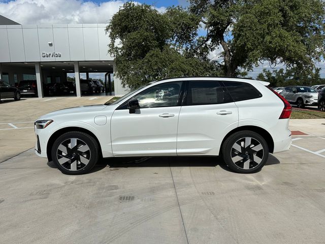 2024 Volvo XC60 Recharge Plug-In Hybrid Ultimate Black Edition