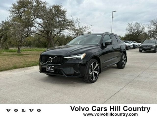 2024 Volvo XC60 Recharge Plug-In Hybrid Ultimate Dark Theme