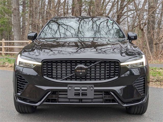 2024 Volvo XC60 Recharge Plug-In Hybrid Ultimate Black Edition