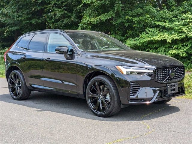 2024 Volvo XC60 Recharge Plug-In Hybrid Ultimate Black Edition