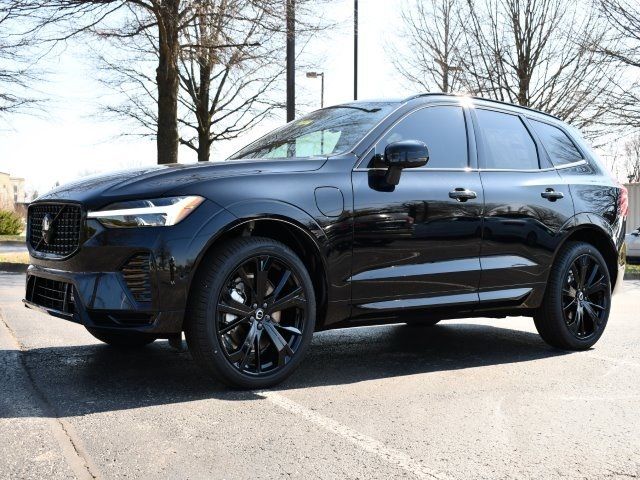 2024 Volvo XC60 Recharge Plug-In Hybrid Ultimate Black Edition