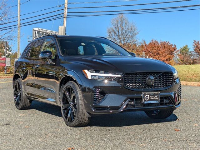 2024 Volvo XC60 Recharge Plug-In Hybrid Ultimate Black Edition