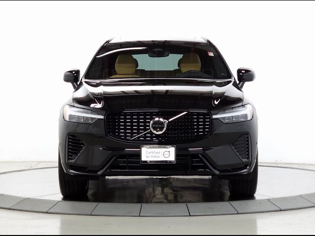 2024 Volvo XC60 Recharge Plug-In Hybrid Ultimate Dark Theme