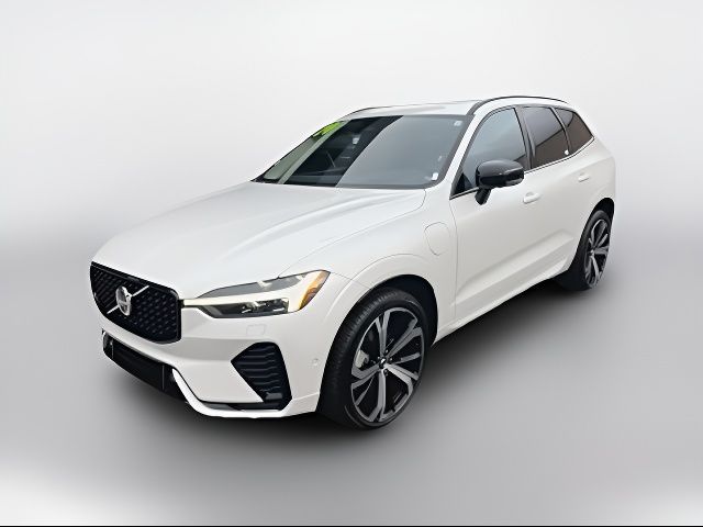 2024 Volvo XC60 Recharge Plug-In Hybrid Ultimate Dark Theme