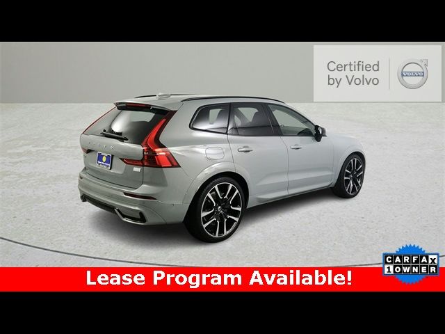 2024 Volvo XC60 Recharge Plug-In Hybrid Ultimate Dark Theme