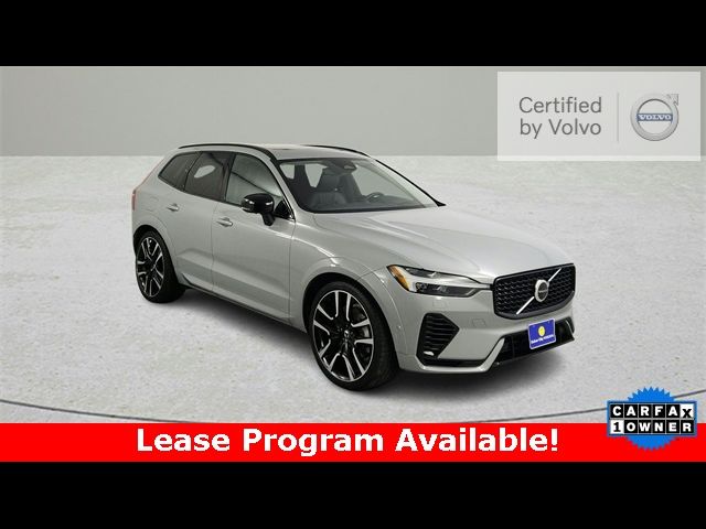 2024 Volvo XC60 Recharge Plug-In Hybrid Ultimate Dark Theme