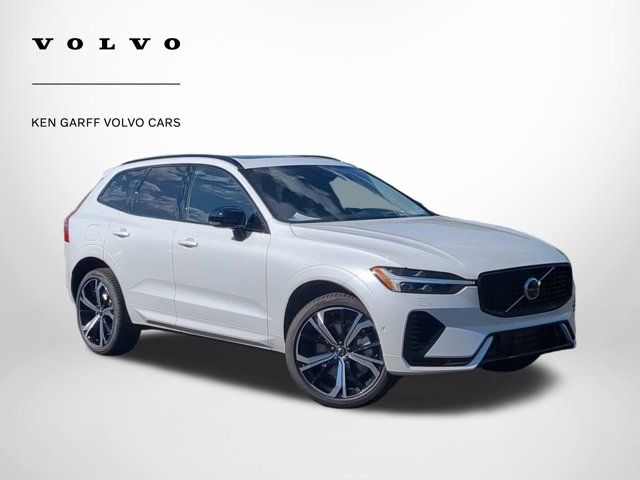 2024 Volvo XC60 Recharge Plug-In Hybrid Ultimate Dark Theme