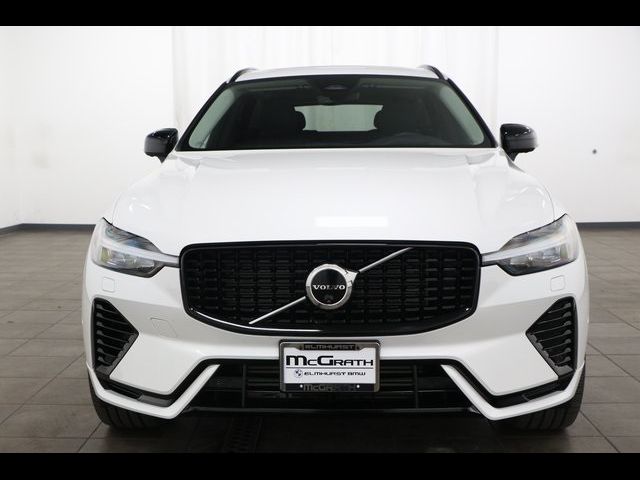 2024 Volvo XC60 Recharge Plug-In Hybrid Ultimate Dark Theme