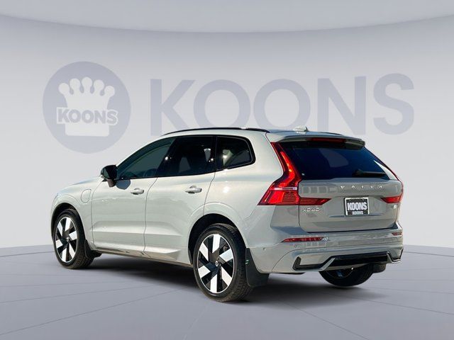 2024 Volvo XC60 Recharge Plug-In Hybrid Ultimate Dark Theme