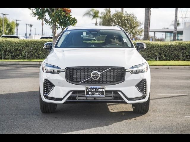 2024 Volvo XC60 Recharge Plug-In Hybrid Ultimate Dark Theme