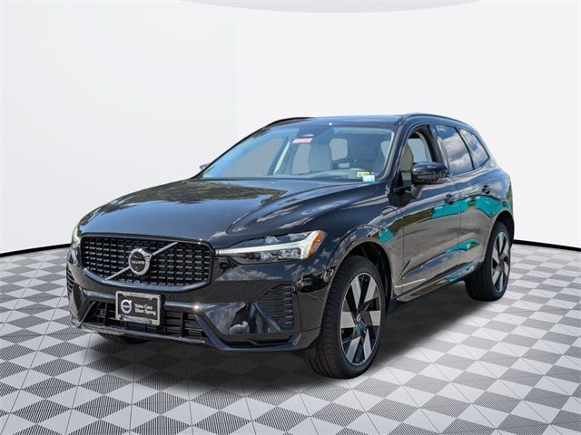 2024 Volvo XC60 Recharge Plug-In Hybrid Ultimate Dark Theme