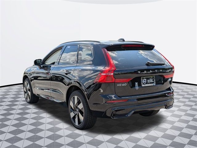 2024 Volvo XC60 Recharge Plug-In Hybrid Ultimate Dark Theme