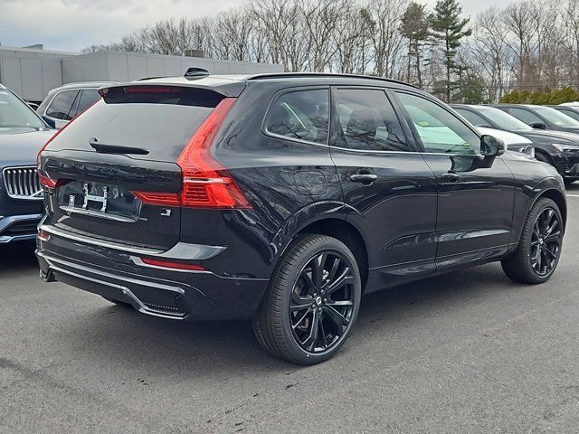 2024 Volvo XC60 Recharge Plug-In Hybrid Ultimate Black Edition