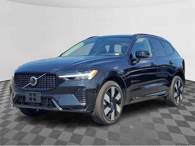 2024 Volvo XC60 Recharge Plug-In Hybrid Ultimate Dark Theme