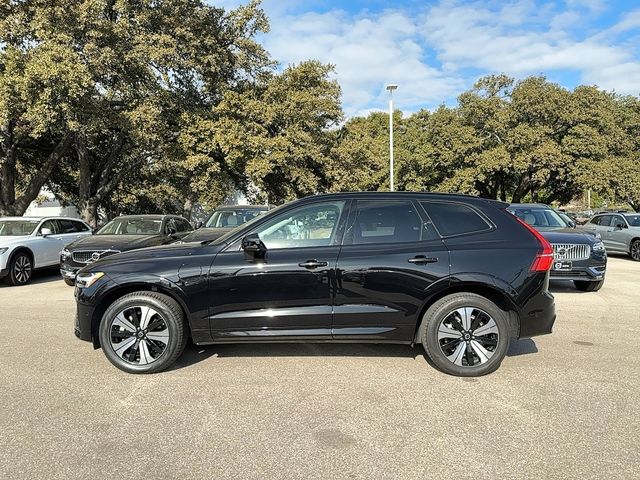 2024 Volvo XC60 Recharge Plug-In Hybrid Plus Dark Theme