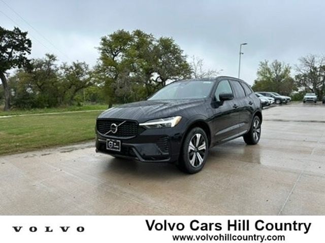 2024 Volvo XC60 Recharge Plug-In Hybrid Plus Dark Theme