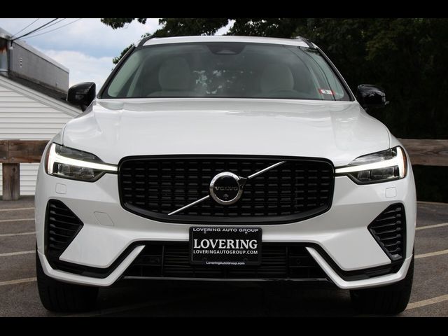 2024 Volvo XC60 Recharge Plug-In Hybrid Ultimate Dark Theme