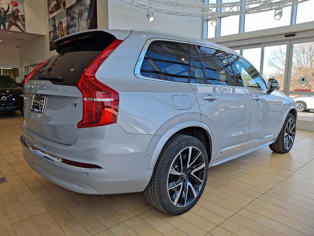 2024 Volvo XC90 Plus Bright Theme