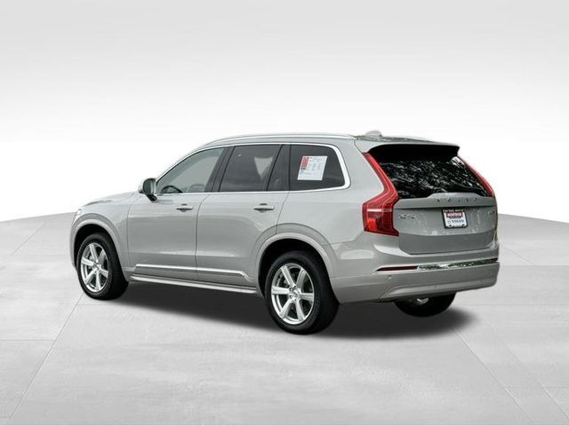 2024 Volvo XC90 Core Bright Theme