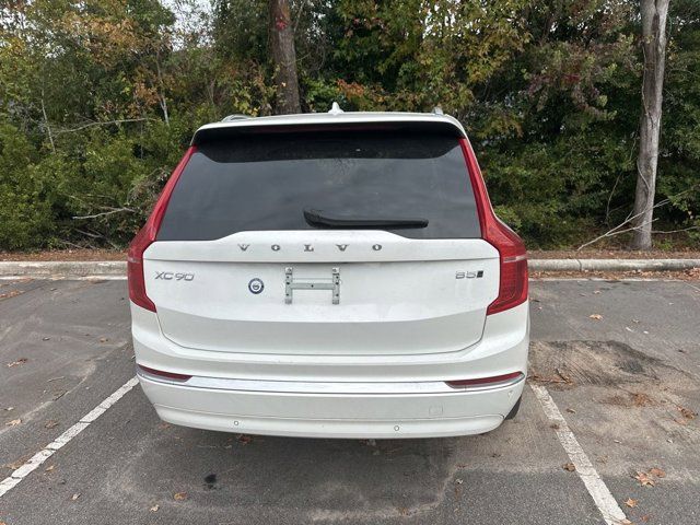 2024 Volvo XC90 Core Bright Theme