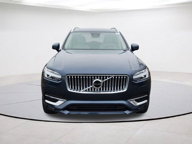 2024 Volvo XC90 Core Bright Theme