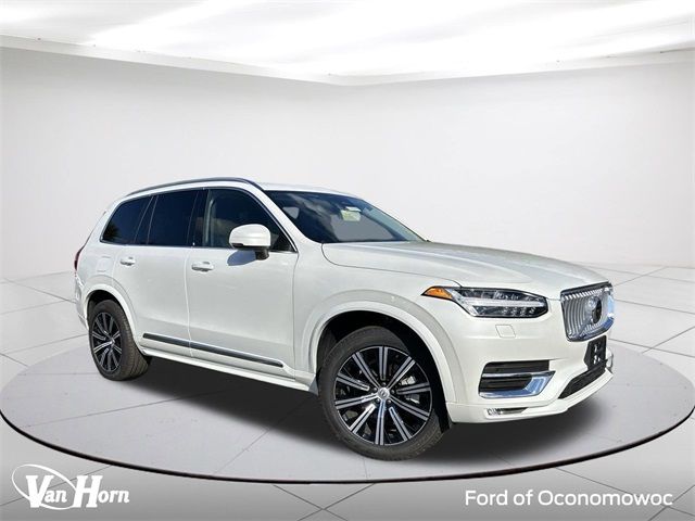 2024 Volvo XC90 Core Bright Theme