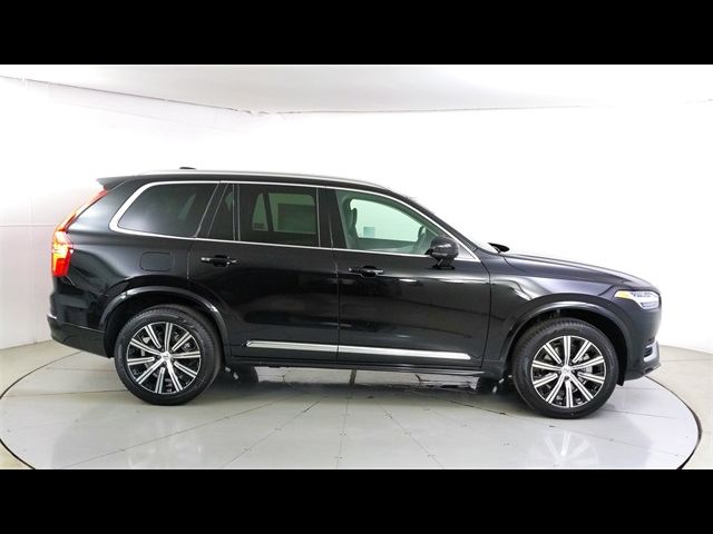 2024 Volvo XC90 Core Bright Theme