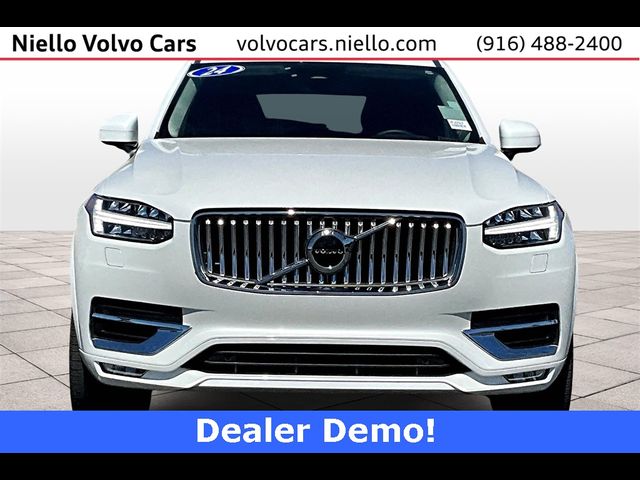 2024 Volvo XC90 Core Bright Theme