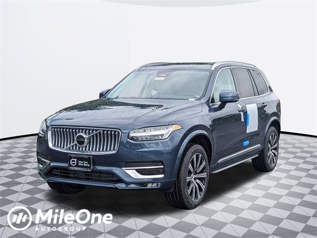 2024 Volvo XC90 Core Bright Theme