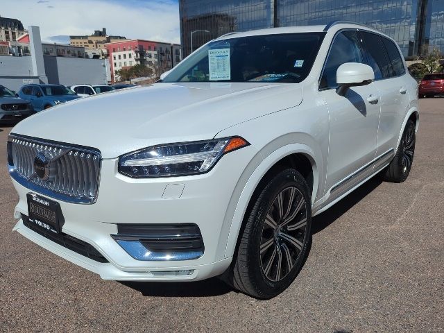 2024 Volvo XC90 Core Bright Theme