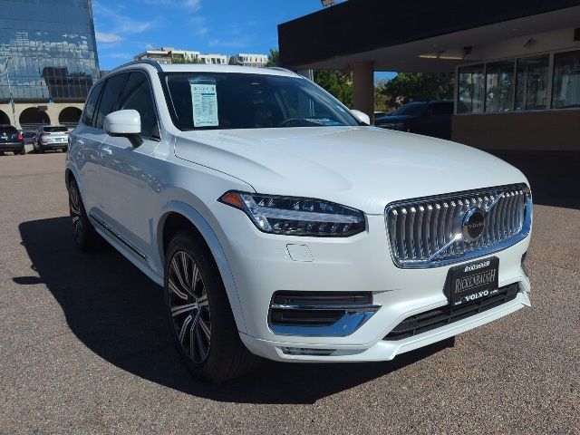 2024 Volvo XC90 Core Bright Theme