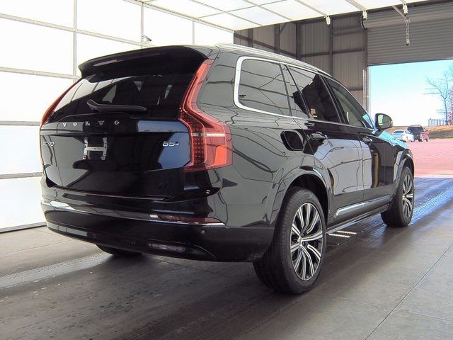 2024 Volvo XC90 Core Bright Theme