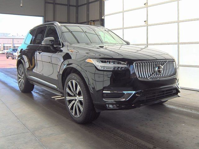 2024 Volvo XC90 Core Bright Theme